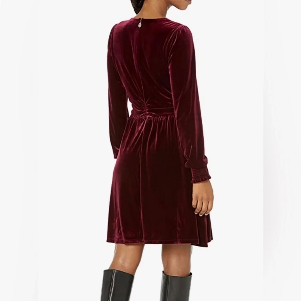 Tommy Hilfiger Faux Wrap Mini Dress Burgundy Red Velvet Long Sleeve Size 14 NWT - Picture 2 of 13